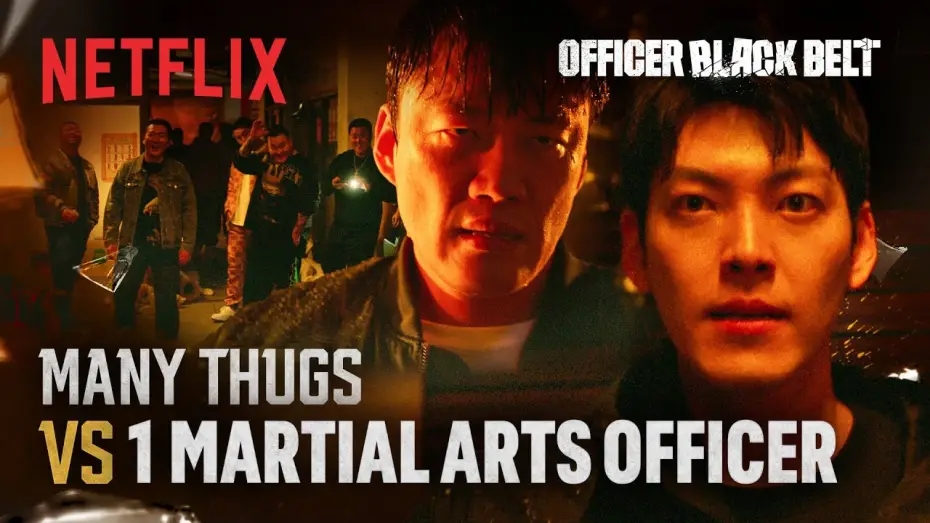 Watch film Officer Black Belt | Kim Woo-bin is ambushed by a group of thugs [ENG SUB]