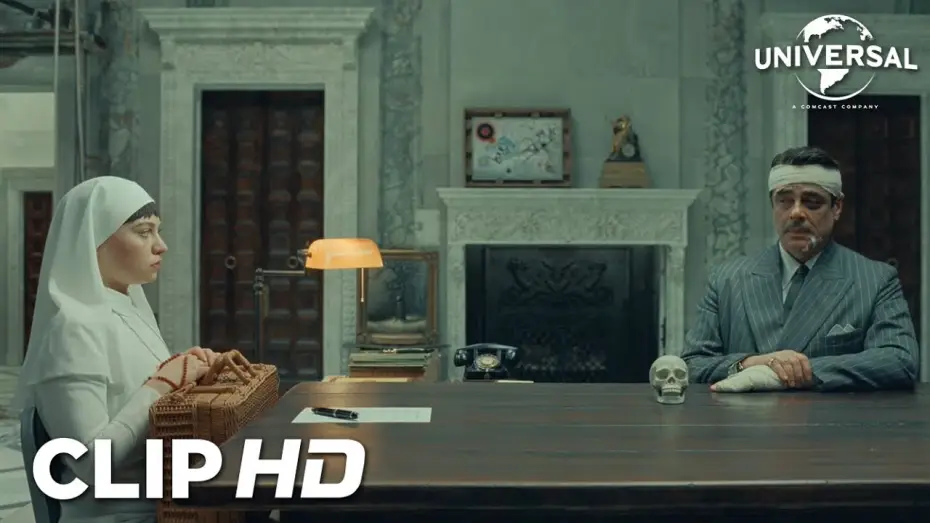 Watch film The Phoenician Scheme | Clip en espa&ntilde;ol - &Uacute;nica heredera