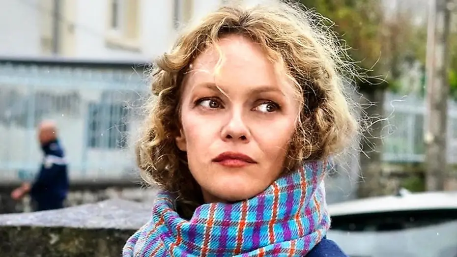 Watch film Out of Control | DIS-MOI JUSTE QUE TU M&rsquo;AIMES Bande Annonce (2025) Vanessa Paradis, Omar Sy