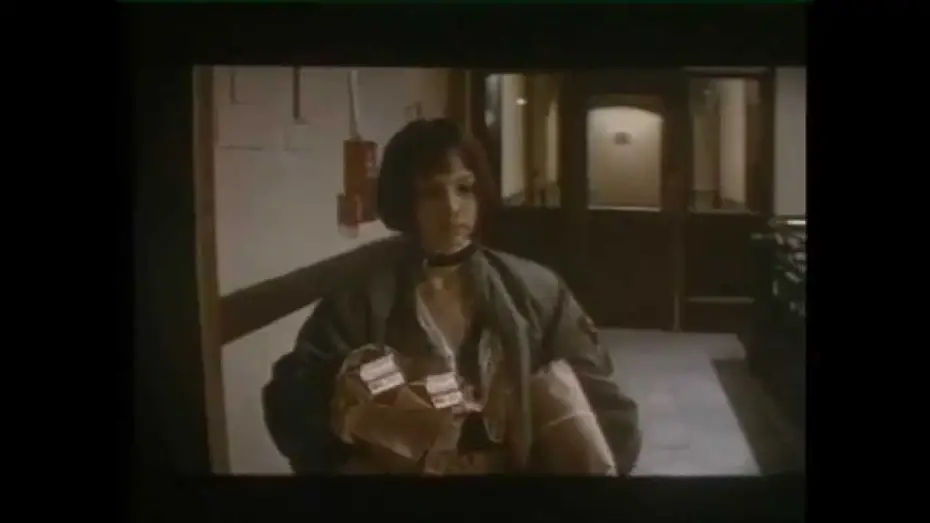 Watch film L&eacute;on: The Professional | LEON - TRAILER ITA