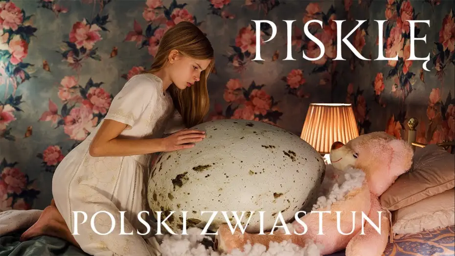 Watch film Hatching | PISKLĘ - polski zwiastun, w kinach od 14 października