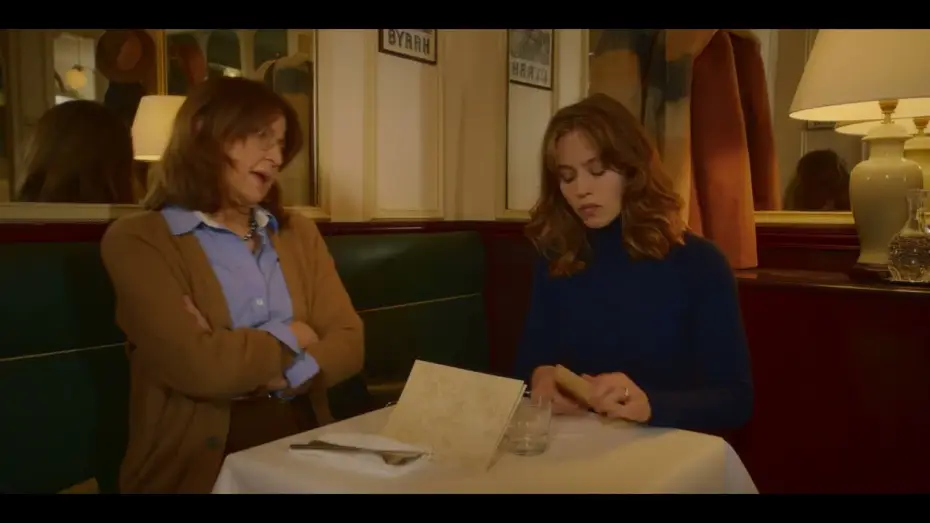 Watch film Coup de chance | COUP DE CHANCE - Extrait : Et s'il savait ?