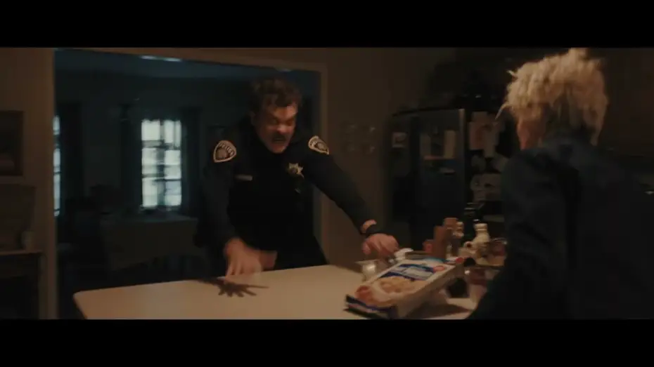 Watch film Weapons | Spot "Du&eacute;rmete"