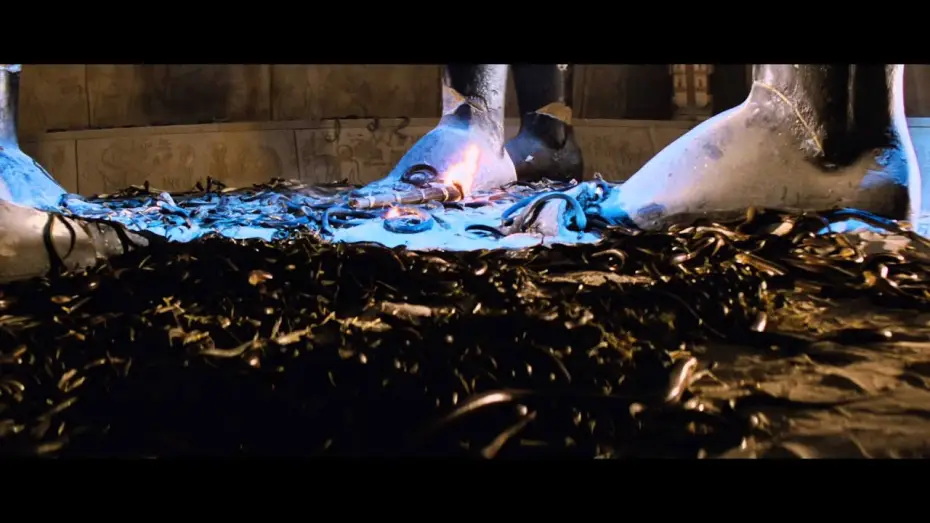 Watch film Raiders of the Lost Ark | Indiana Jones: J&auml;ger des verlorenen Schatzes&trade; - Filmausschnitt