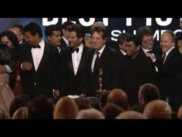 Watch film Slumdog Millionaire | Slumdog Millionaire Wins Best Picture: 2009 Oscars