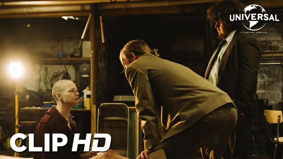 Watch film Bugonia | Clip en espa&ntilde;ol - Interrogatorio