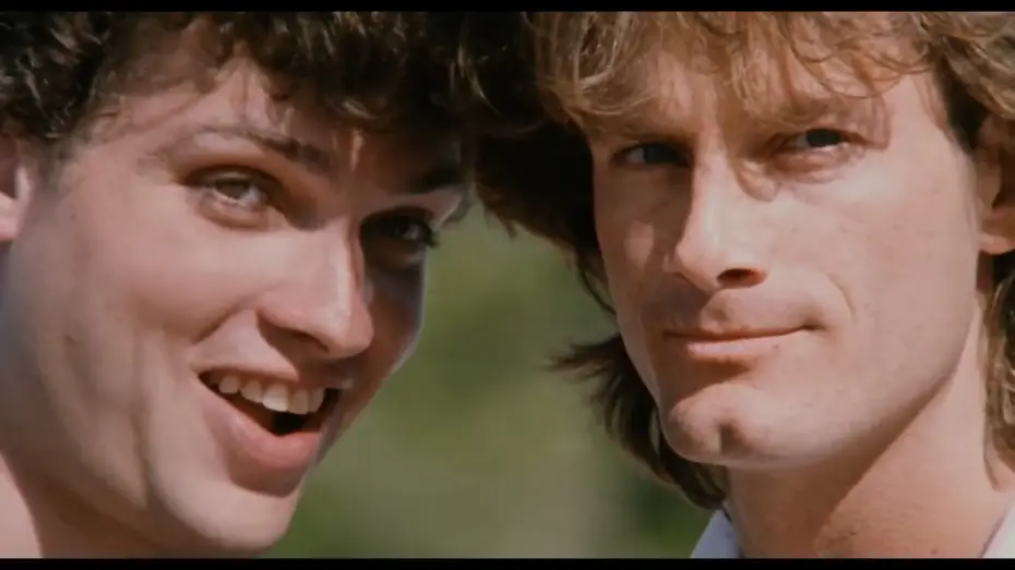 Watch film Cruel Jaws | TIBUR&Oacute;N 5 (CRUEL JAWS, 1995)