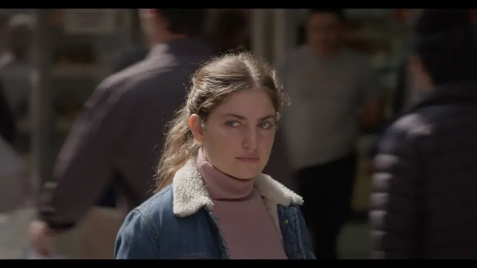 Watch film An Odd Turn | Un movimiento extra&ntilde;o (An odd turn) - Written and directed by Francisco Lezama