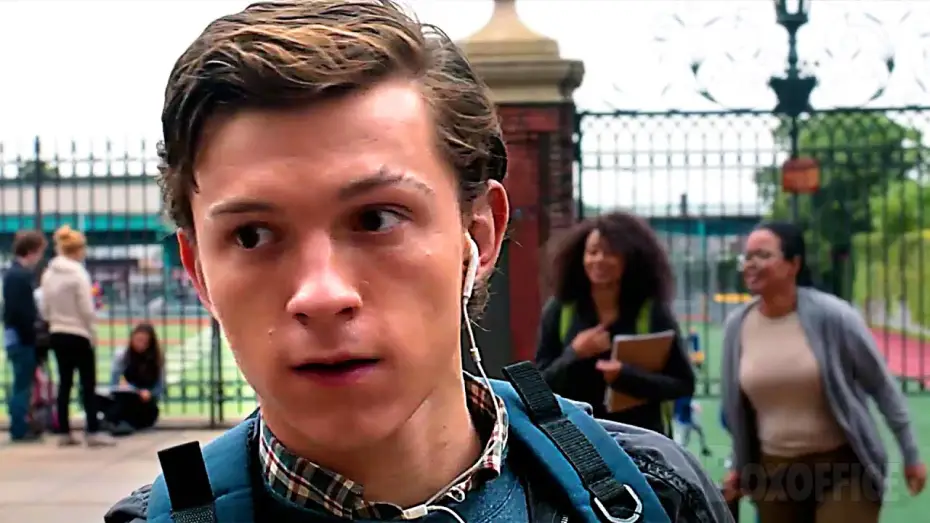 Watch film Spider-Man: Homecoming | Le premier jour de Peter Parker &agrave; l'&eacute;cole | Spider-Man: Homecoming | Extrait VF