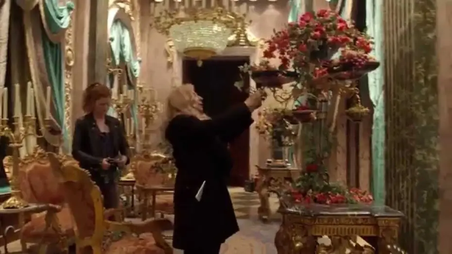 Watch film Cinderella | Cenerentola - I dettagli della sala da ballo - Pod dal film | HD