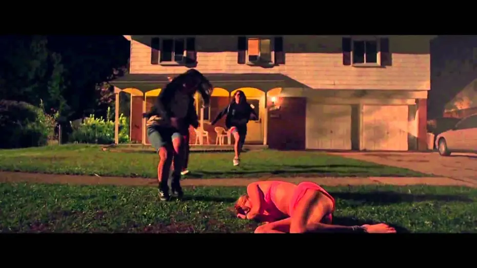 Watch film It Follows | IT FOLLOWS TRAILER EN CASTELLANO