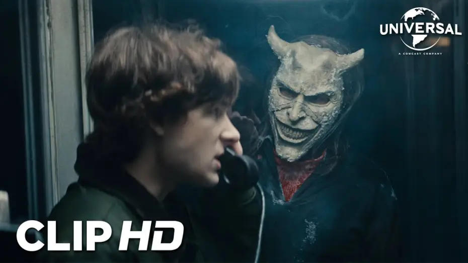 Watch film The Black Phone 2 | Clip en espa&ntilde;ol - El Captor llama a Finn