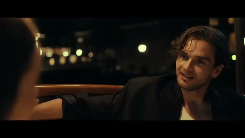 Watch film Red Flags | Фильм; Все оттенки красного &mdash; Русский трейлер №2 (2025)