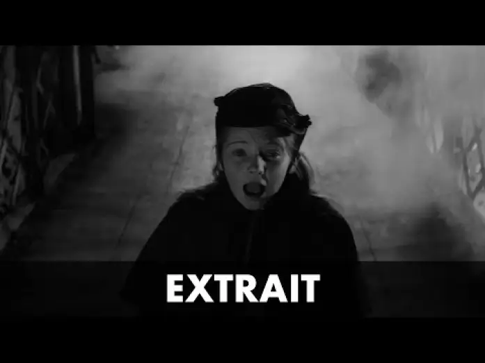 Watch film The Elephant Man | ELEPHANT MAN - Extrait  "Station de train" [VO]