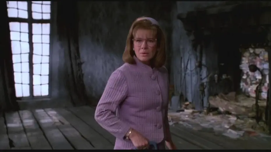 Watch film Edward Scissorhands | EL JOVEN MANOS DE TIJERA - TRAILER