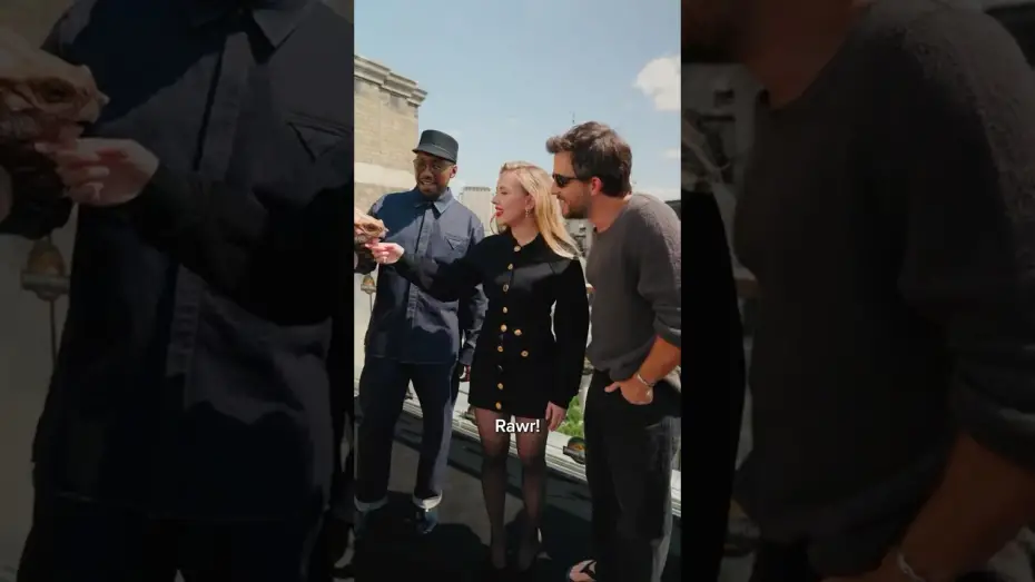 Watch film Untitled Jurassic World Movie | The cast reunites with Delores in London ahead of the premiere tonight!