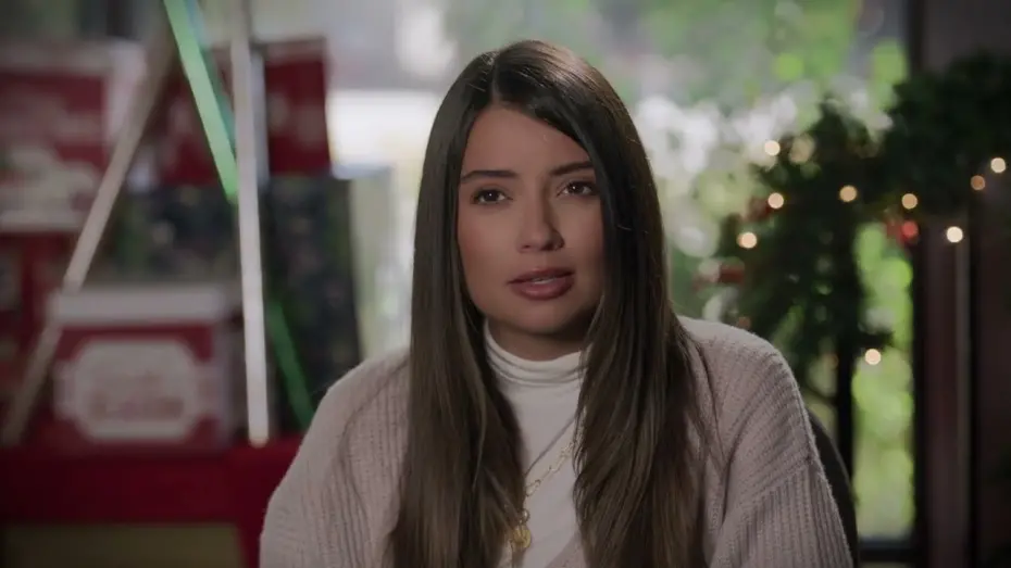 Watch film It&rsquo;s Beginning to Look a Lot Like Murder | It's Beginning to Look a lot Like Murder (2022) | Trailer | Cristine Prosperi, Travis Burns