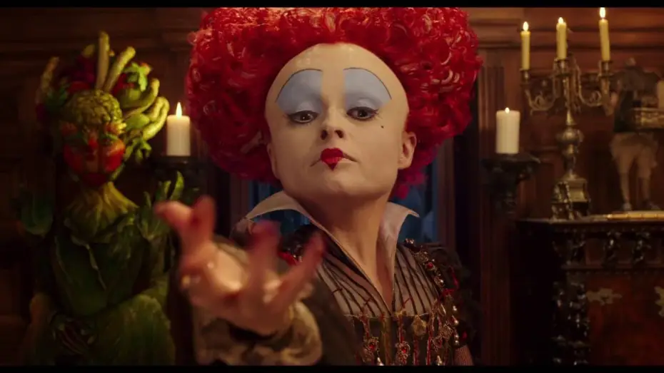 Watch film Alice Through the Looking Glass | Alice de l'Autre C&ocirc;t&eacute; du Miroir - Extrait : Un cadeau en amour massif ! (VF)