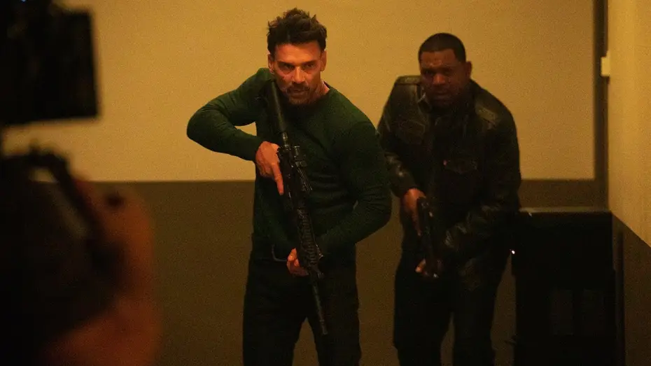 Watch film Lights Out | Offizieller Trailer