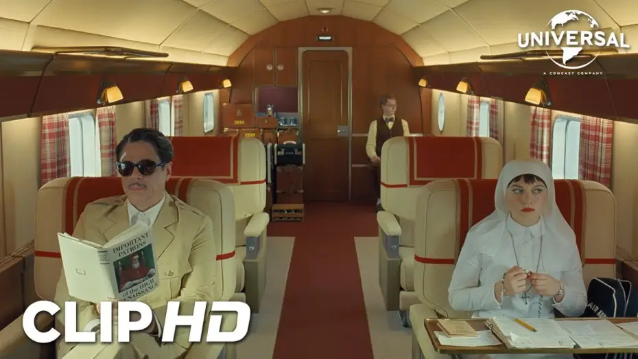 Watch film The Phoenician Scheme | Clip en espa&ntilde;ol - Madre m&iacute;a