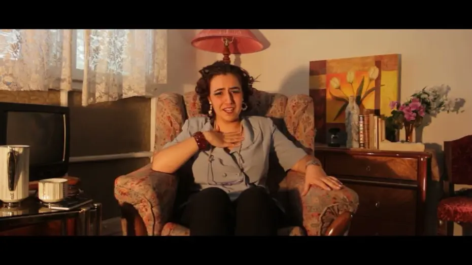 Watch film Entre Dos Puertas | ENTRE DOS PUERTAS [TR&Aacute;ILER OFICIAL]