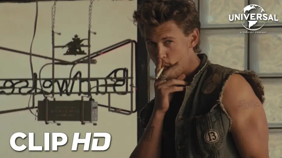 Watch film The Bikeriders | Clip - &iquest;Cu&aacute;ntos sem&aacute;foros te saltaste?