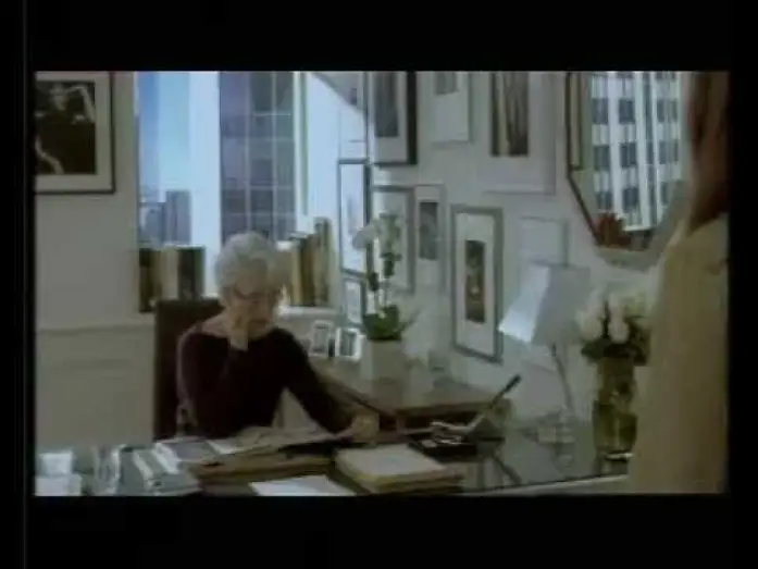 Watch film The Devil Wears Prada | El diablo viste de prada (trailer)