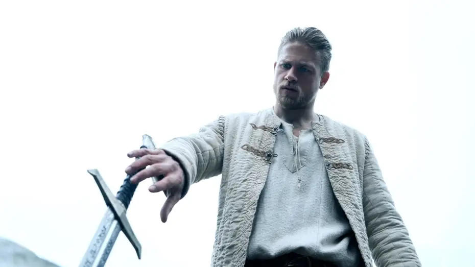 Watch film King Arthur: Legend of the Sword | Rey Arturo: La Leyenda de Excalibur - Tr&aacute;iler Final Castellano HD