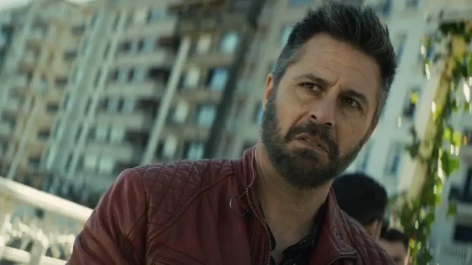 Watch film A Sucker's Born Every Minute | Cada d&iacute;a nace un listo | Teaser oficial HD