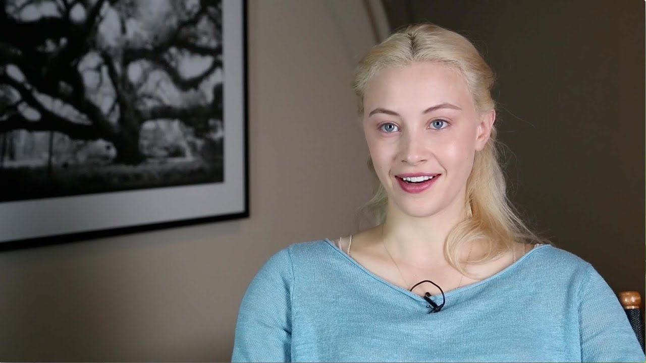 Watch film Enemy | Enemy interview with Sarah Gadon