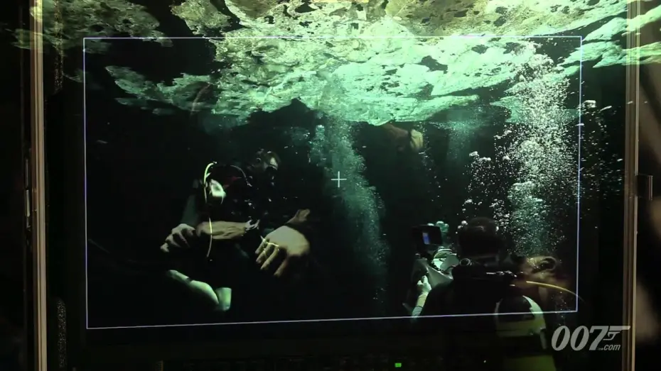 Watch film Skyfall | Videoblog "Underwater"