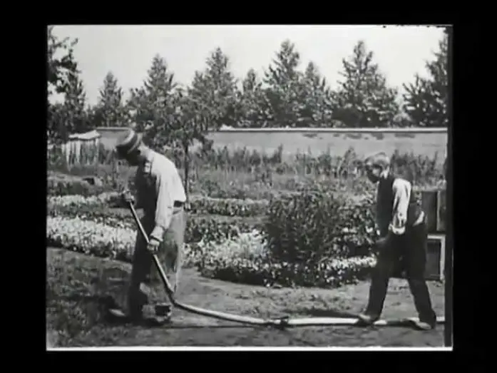 Watch film The Sprinkler Sprinkled | Tables Turned on The Gardener - L